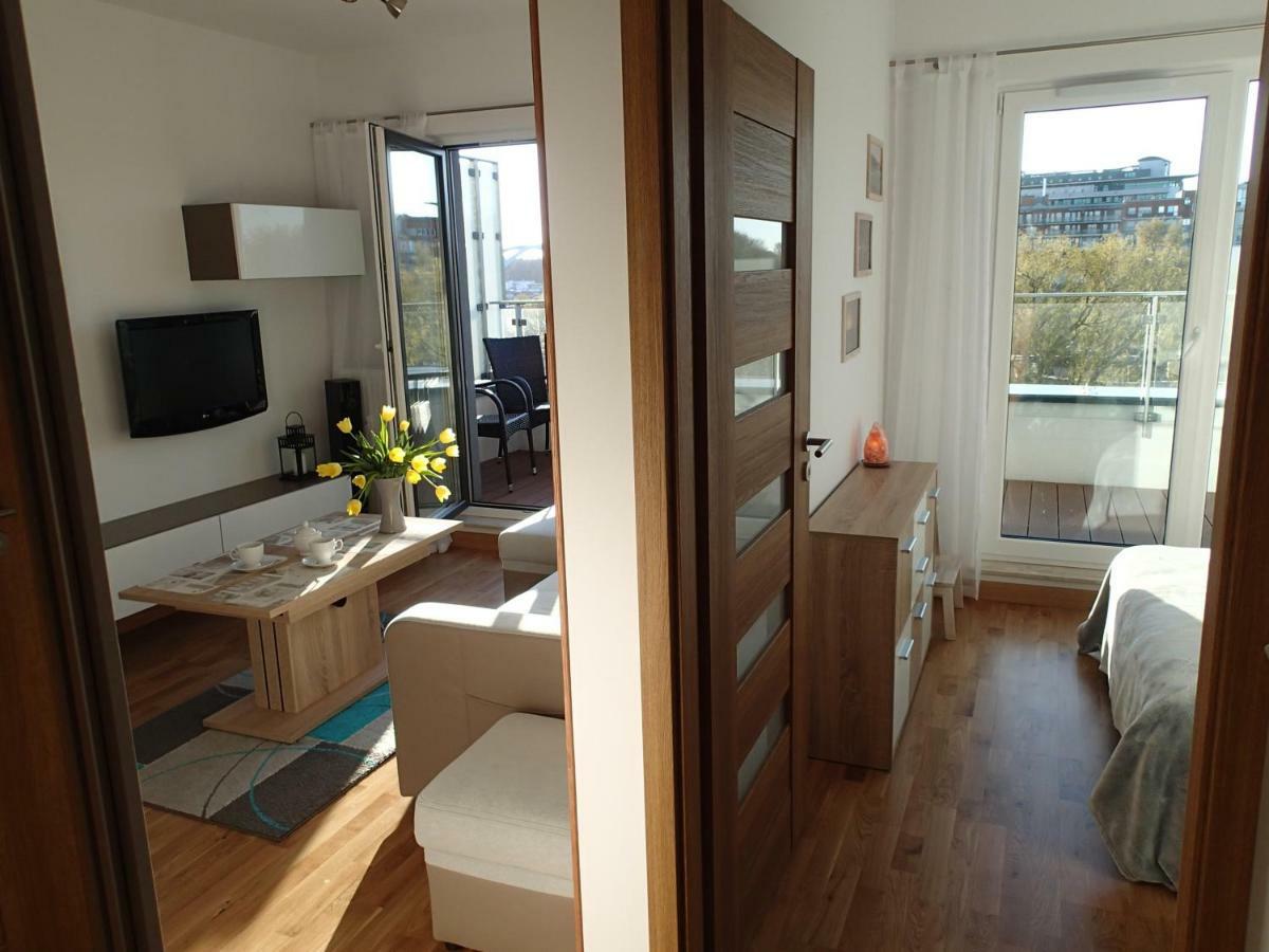 Apartament Dla Ciebie Z Tarasem I Garazem Kolobrzeg Ngoại thất bức ảnh